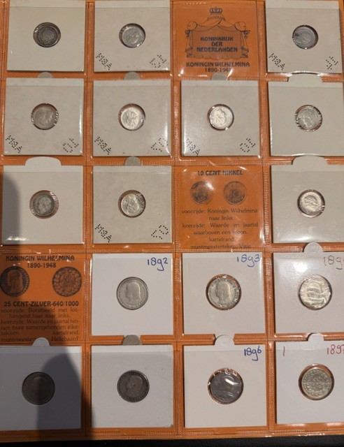 Nederlandse verzameling Wilhelmina (vrijwel compleet) (in 2 Blauwe albums) - Image 10