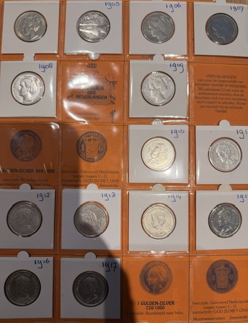 Nederlandse verzameling Wilhelmina (vrijwel compleet) (in 2 Blauwe albums) - Image 15