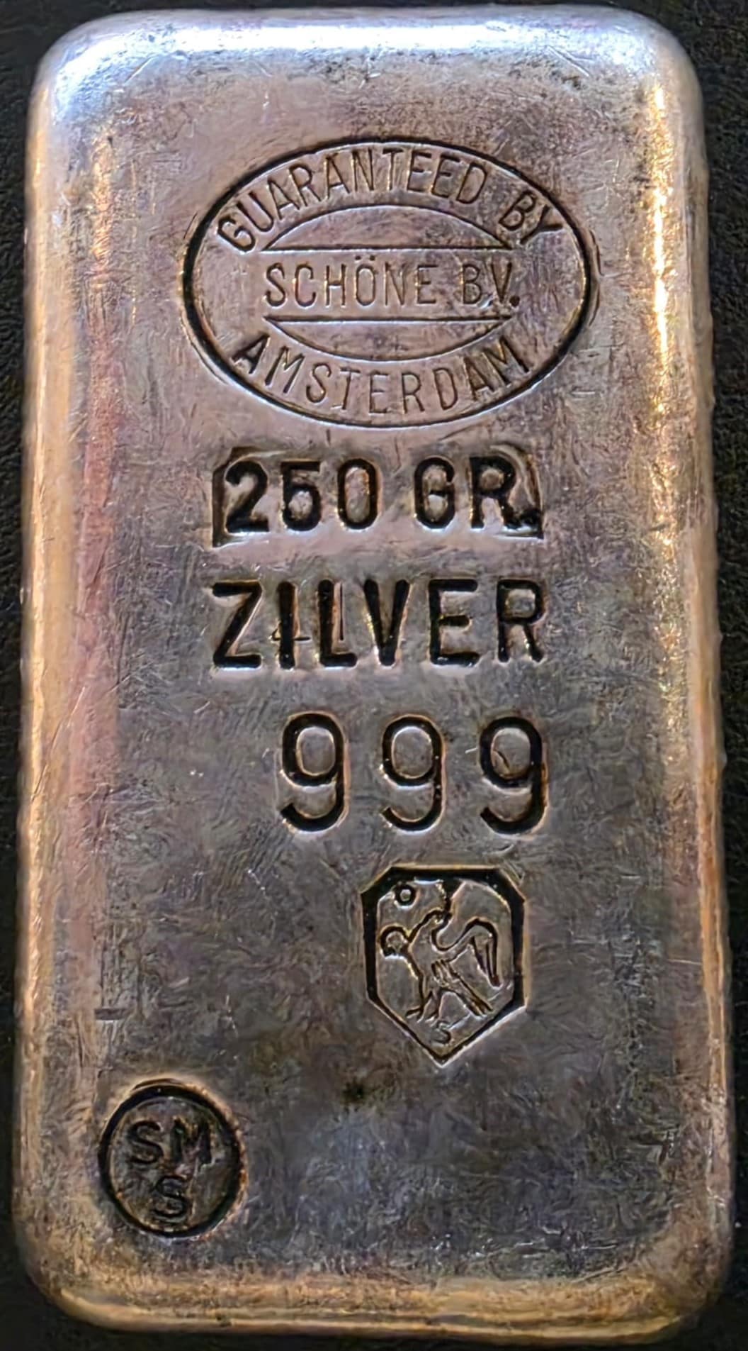 Schone 250 gram zilverbaar